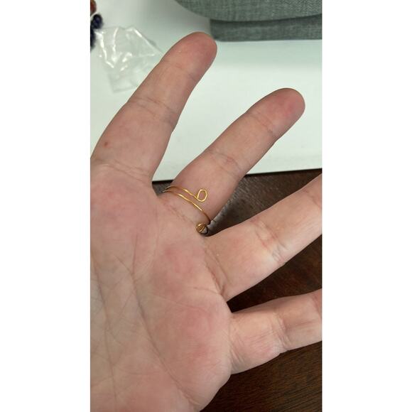 wire ring size 8 gold tone - Picture 3 of 4